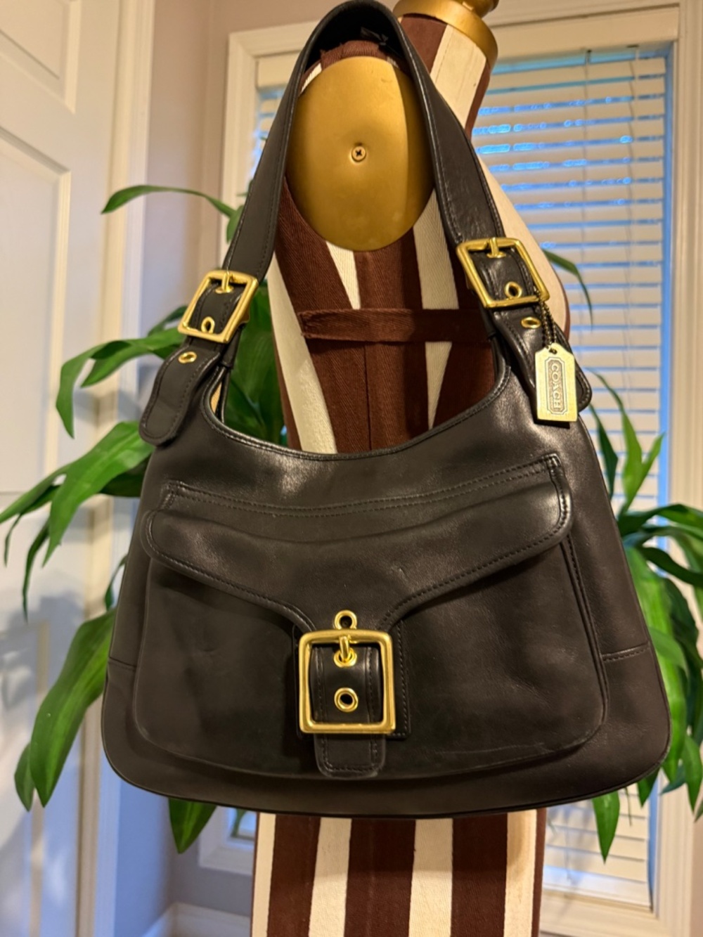 Coach Vintage Legacy Saddle Bag Black Leather w Brass Buckles 9340